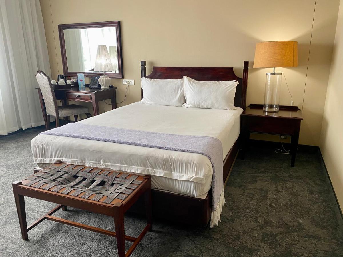 The Royal Hotel By Coastlands Hotels & Resorts Durban Bagian luar foto