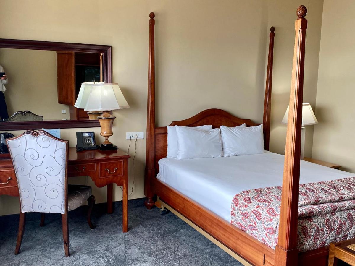 The Royal Hotel By Coastlands Hotels & Resorts Durban Bagian luar foto